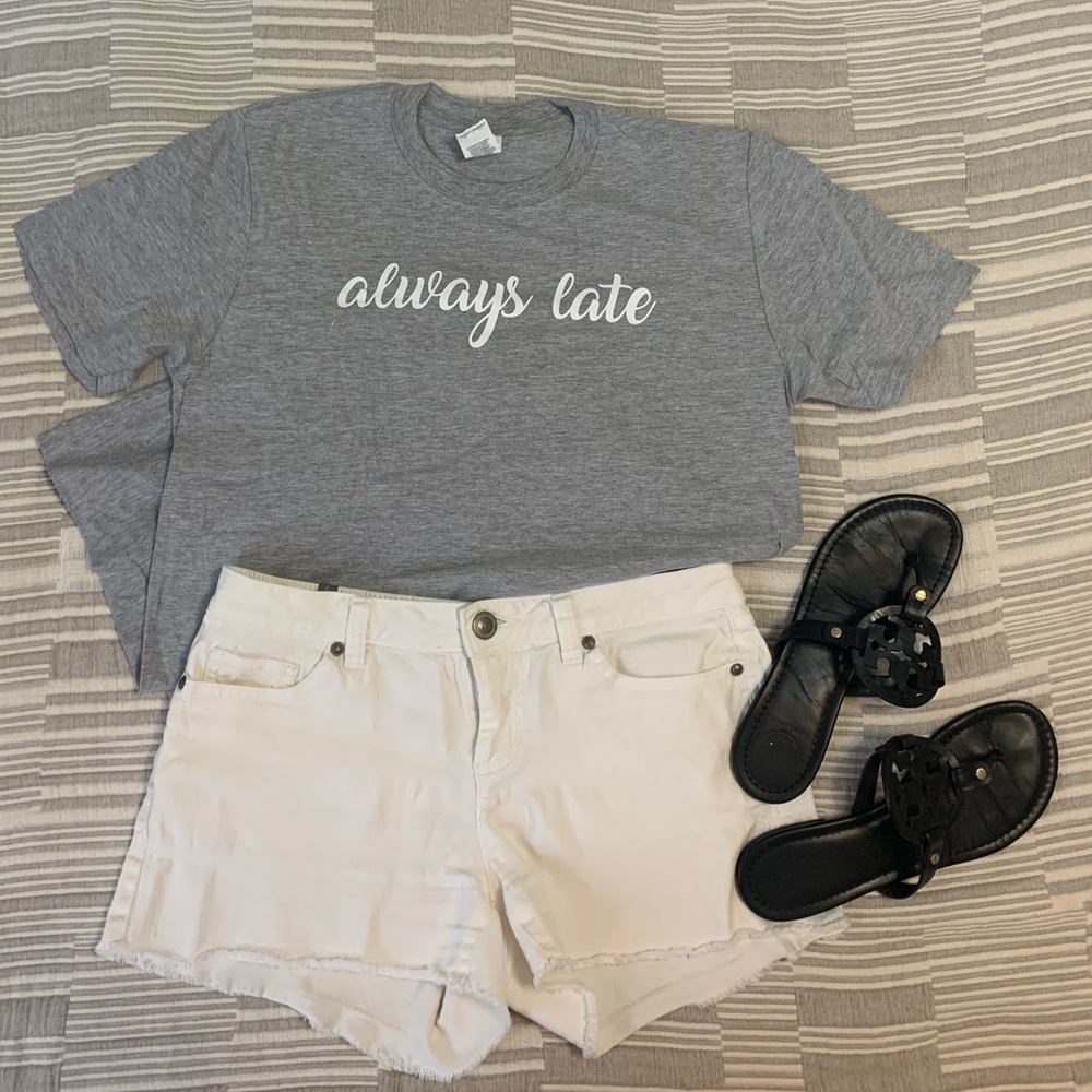 Graphic T